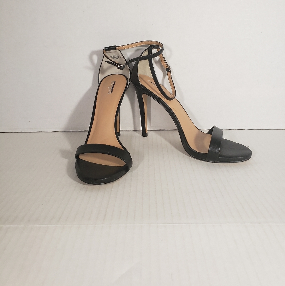 Women's Express 4in. Skinny Strap Heels